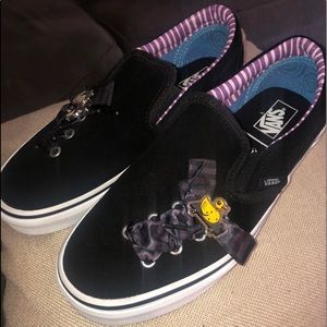 nightmare before christmas vans size 8